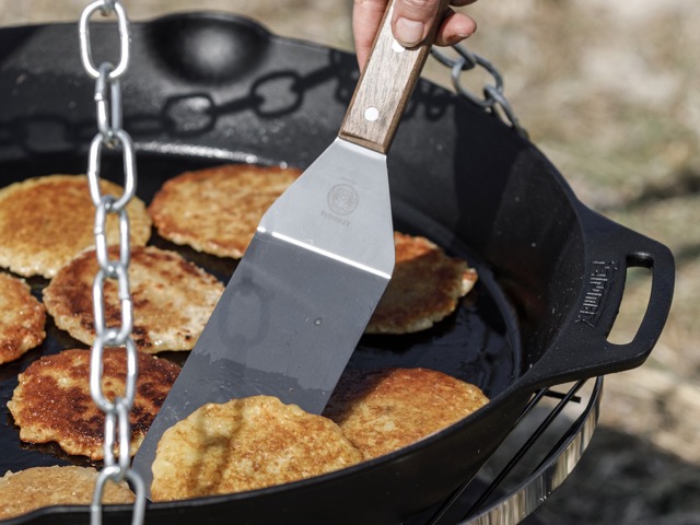 Petromax - Gietijzeren skillet met 2 handvaten - FP50ht